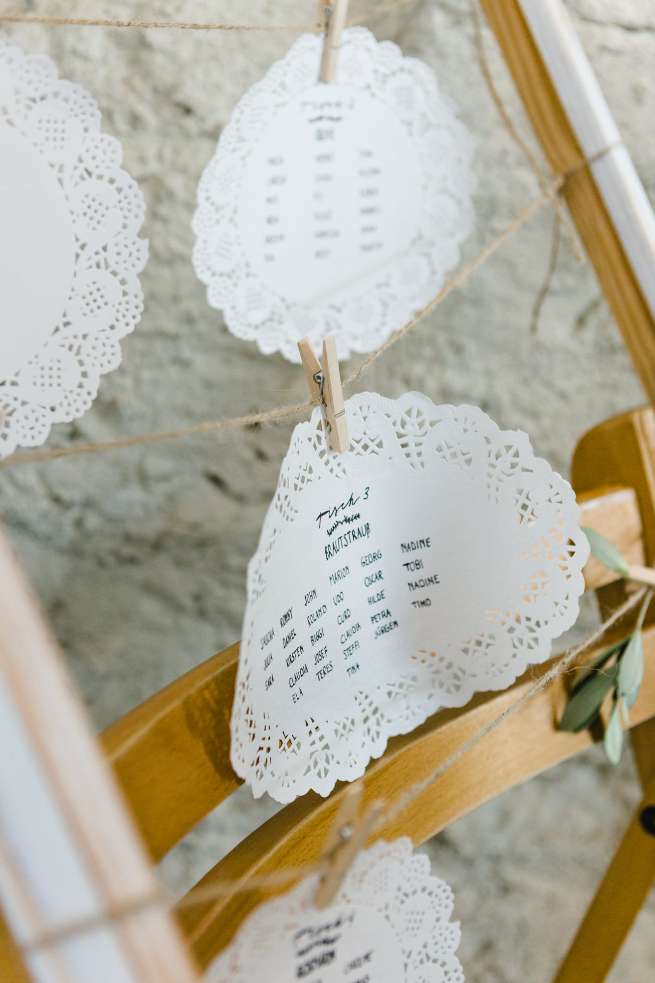 Hochzeit mit freier Trauung im Schloss Weikersheim - Orangerie - fotografiert von Yvonne & Rolland Photography