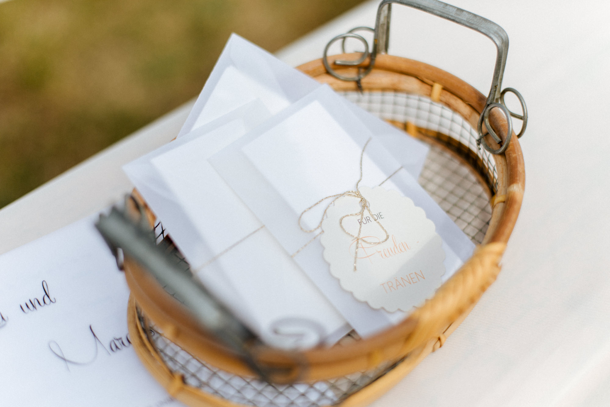 Hochzeit von Lina und Marcus auf Jagdschloss Grünau fotografiert von Yvonne & Rolland Photography