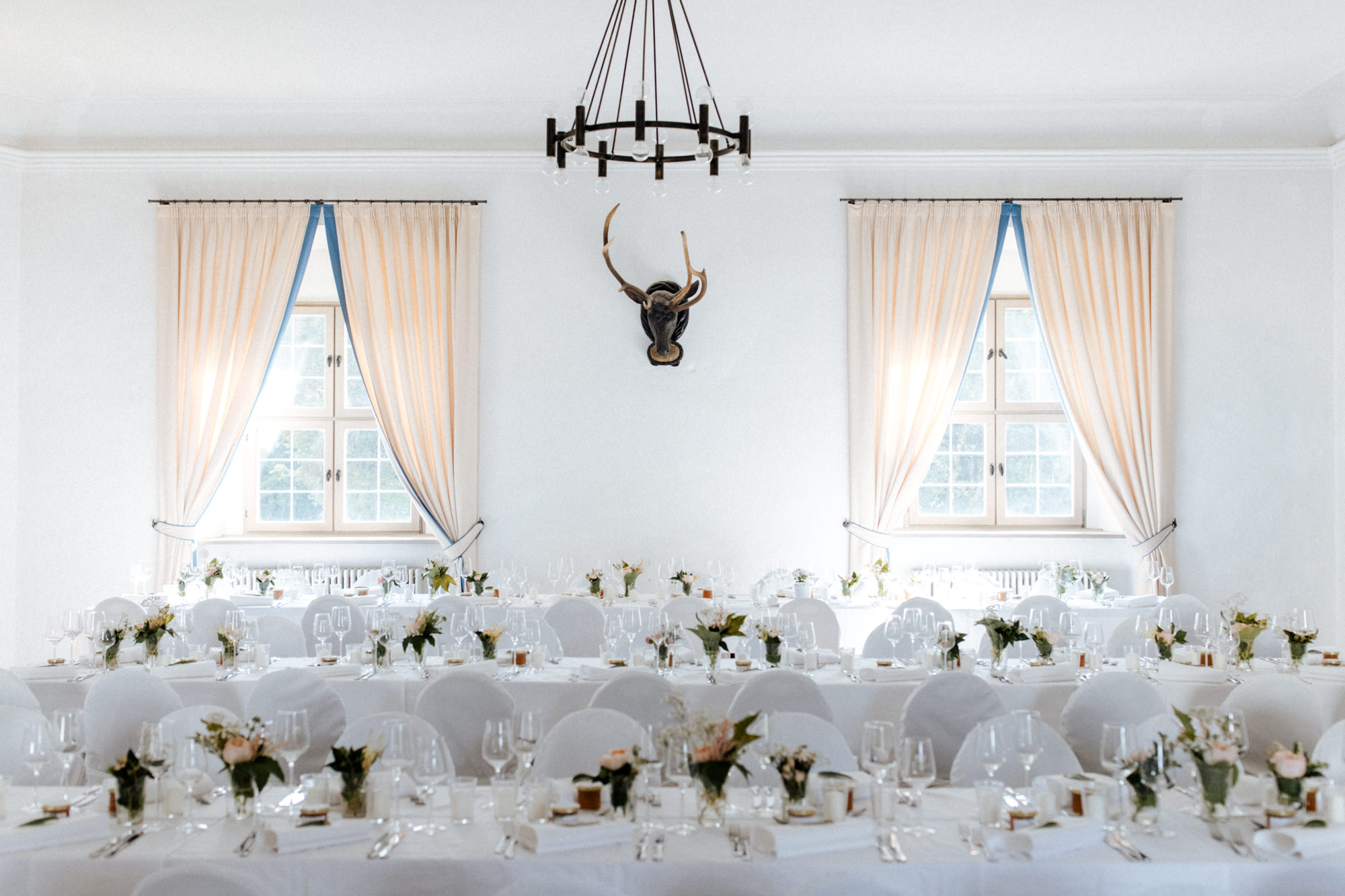 Hochzeit von Lina und Marcus auf Jagdschloss Grünau fotografiert von Yvonne & Rolland Photography