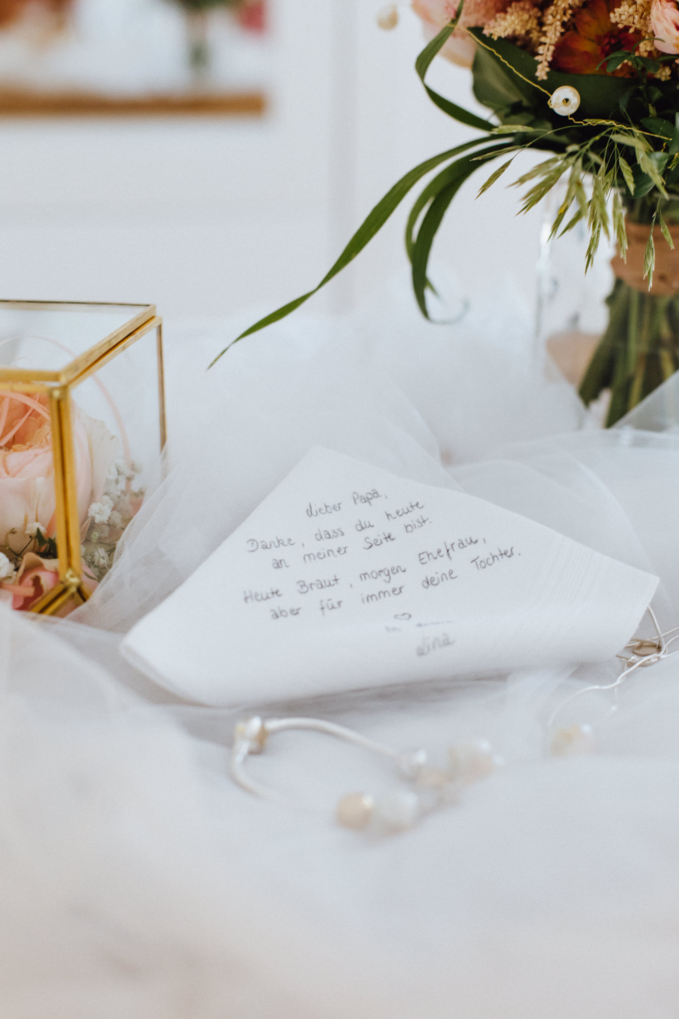 Hochzeit von Lina und Marcus auf Jagdschloss Grünau fotografiert von Yvonne & Rolland Photography