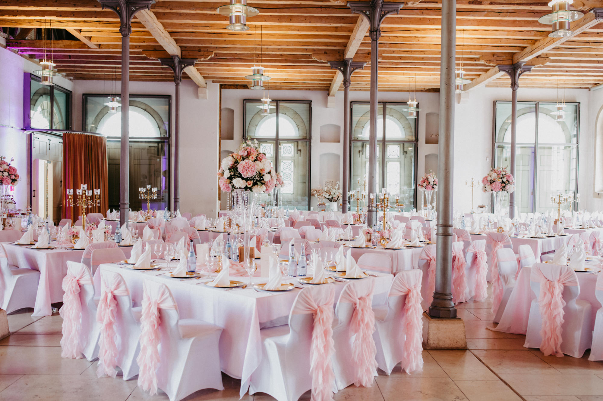 Hochzeit in der Schranne in Giengen bei Heidenheim Italienische Hochzeitsreportage fotografiert von Yvonne & Rolland Photography