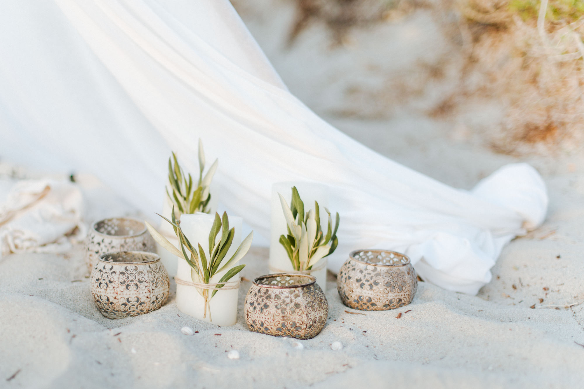 Elopement-Shooting am Strand von Sardinien fotografiert von Yvonne & Rolland Photography